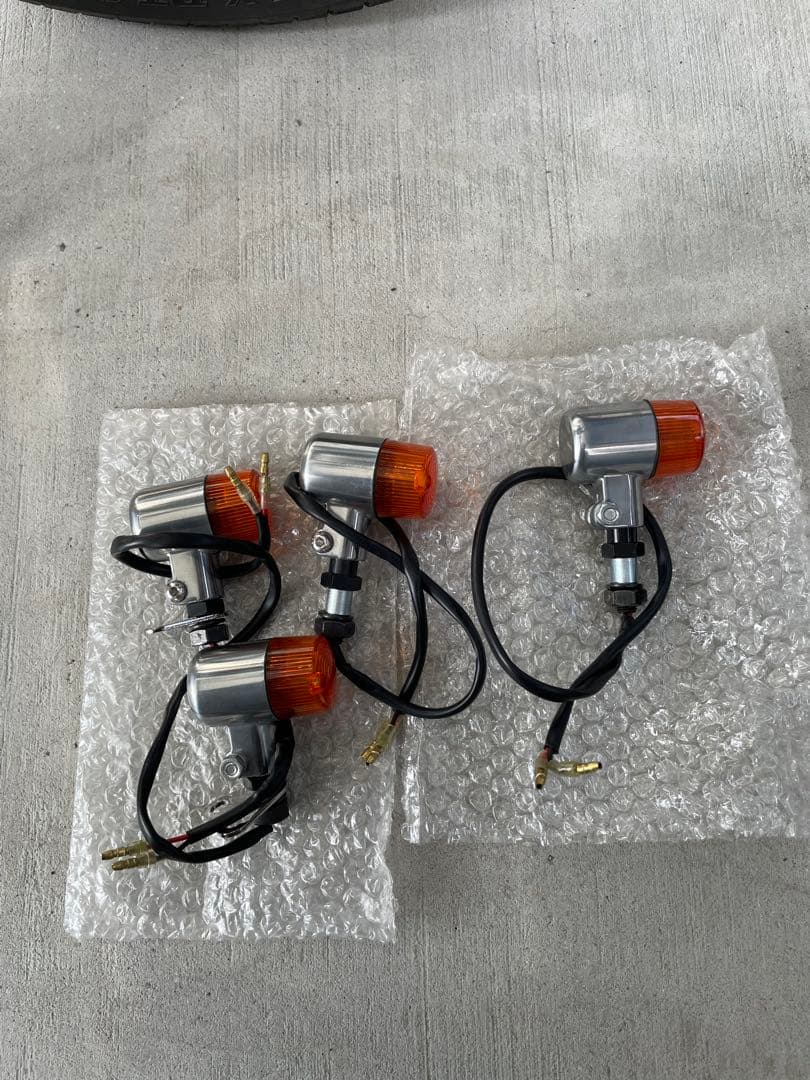 SR400デイトナ　ウインカー