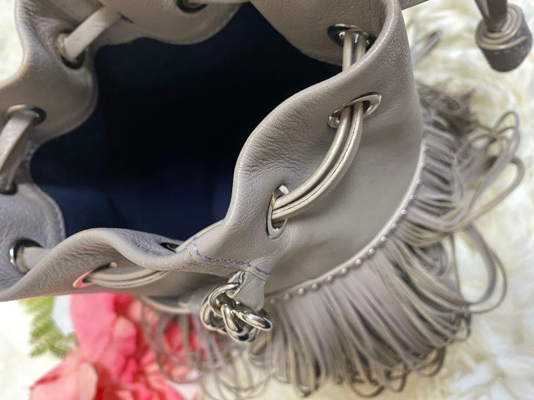 J&M DAVIDSON カーニバル フリンジレザーショルダーバッグ グレージュ