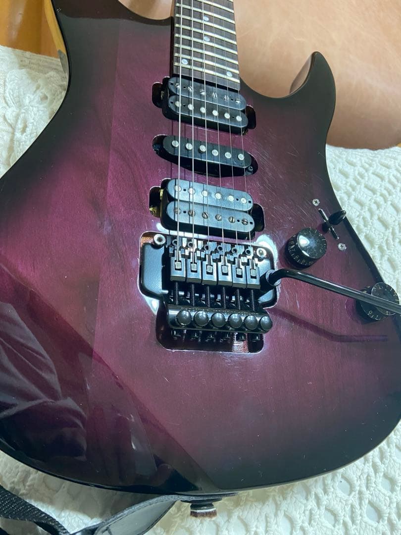 YAMAHA RGX 421D フロイドローズ トレモロ・パープル色でカッコいい