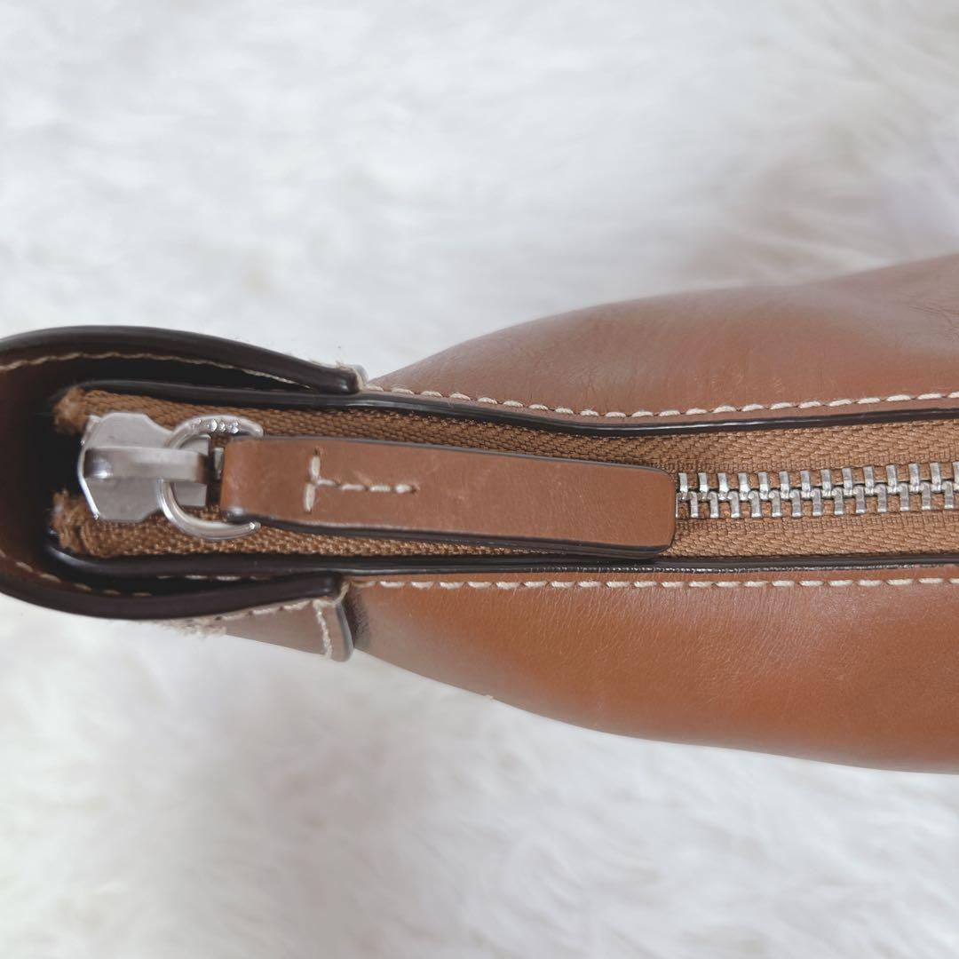 極美品✨ポロラルフローレン Polo ID カーフスキン ハンドバッグ 三日月