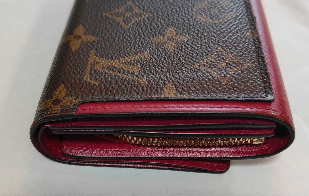 ルイヴィトン ポルトフォイユフロール コンパクト モノグラム 折り財布