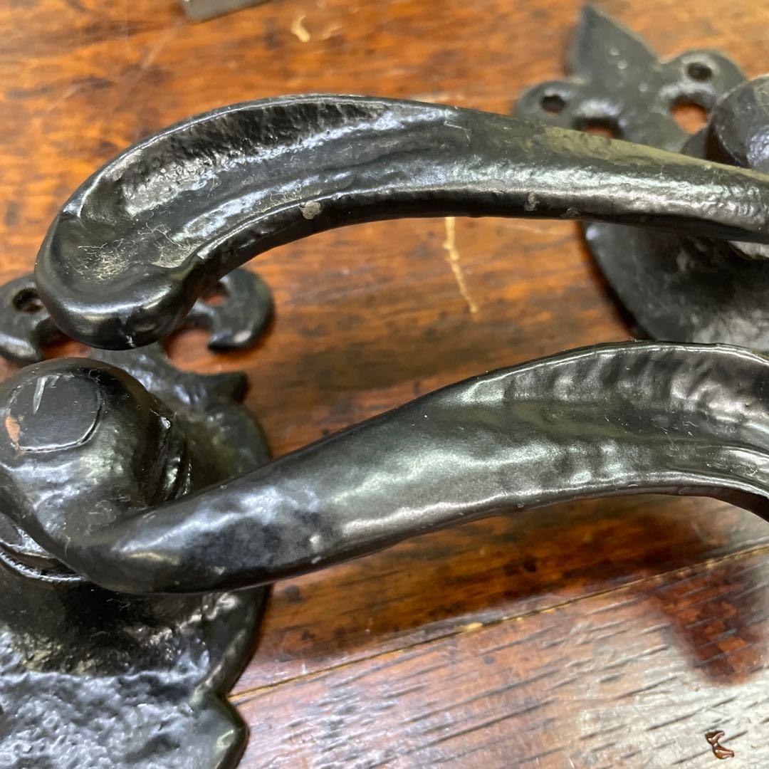 イギリスカークパトリック社製 アイアンのドアノブ ドアハンドル 鋳造で作る本物