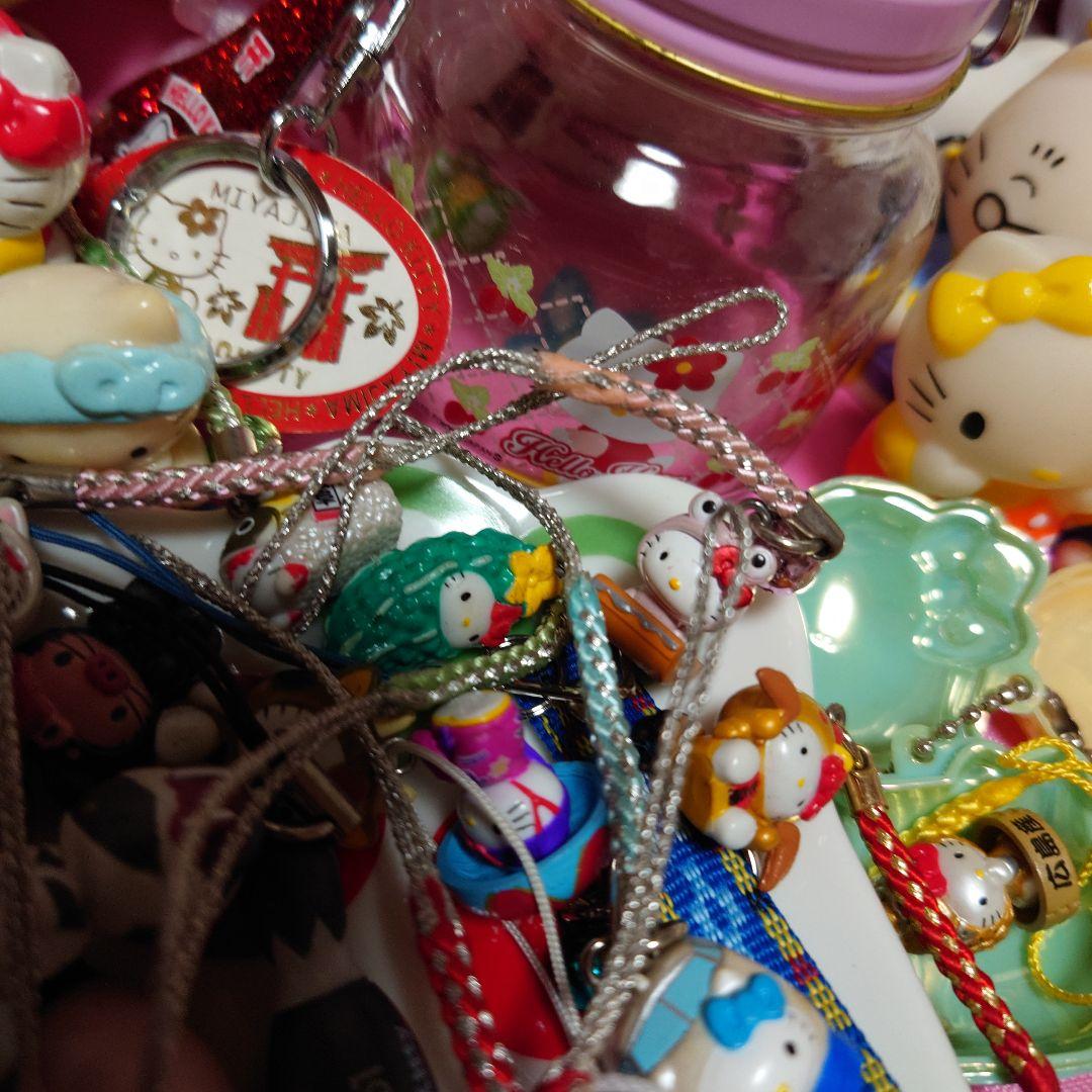 サンリオ ハローキティ 大量 グッズ まとめ売り ぬいぐるみ ストラップ 根付