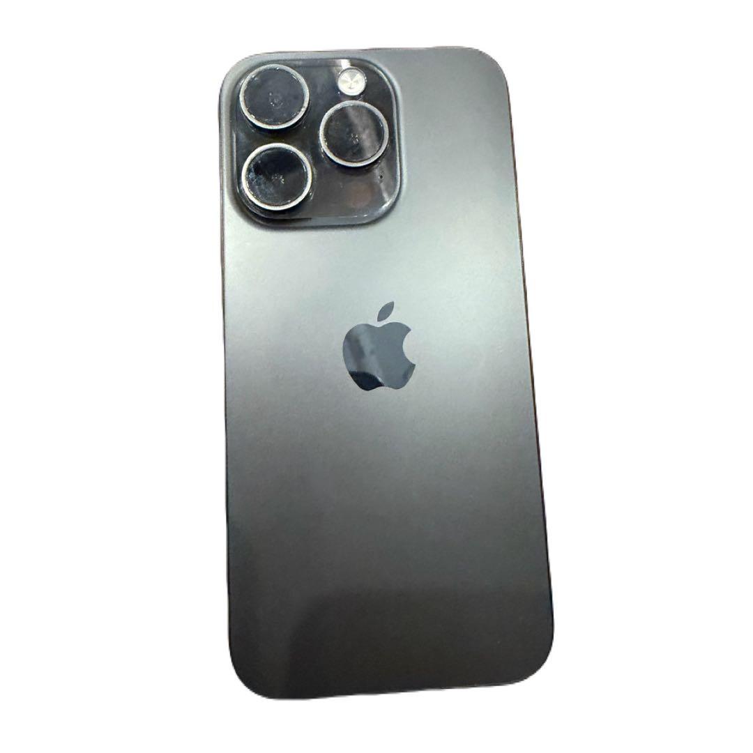 Apple iPhone 15 Pro 256GB ブラックチタニウム