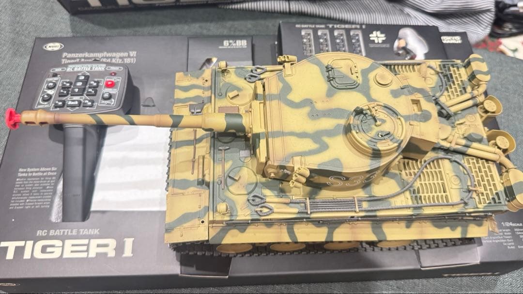 M1A2 ABRAMS RCバトルタンク + TIGER I ジャンク