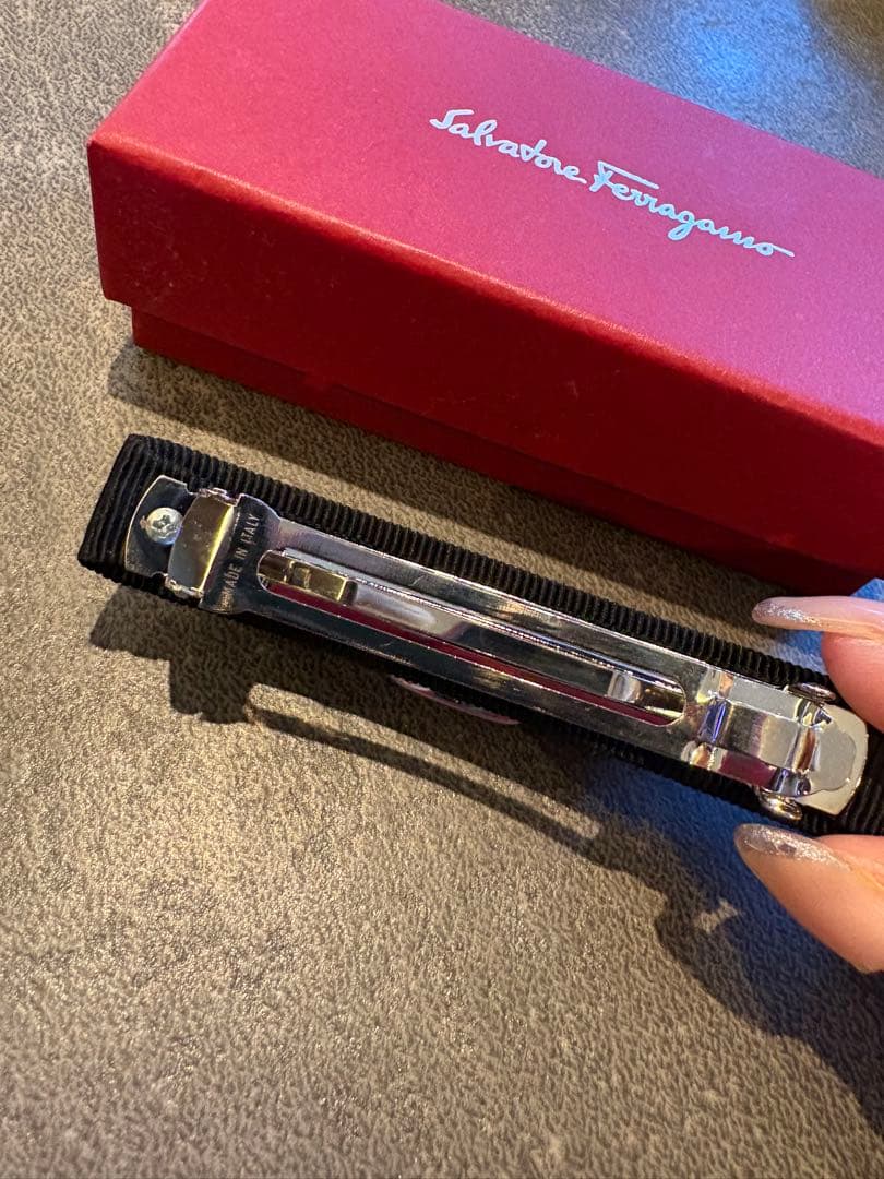 フェラガモ　バレッタ