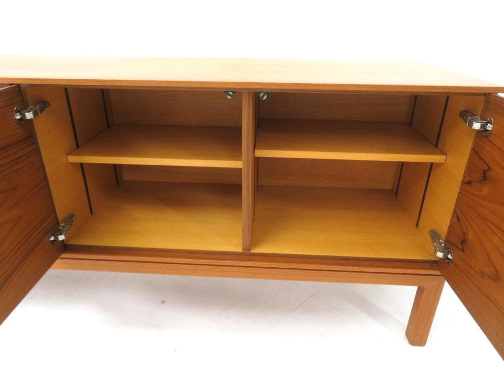 展示品　天童木工　ローズウッド　サイドボード　収納　キャビネット　モダン