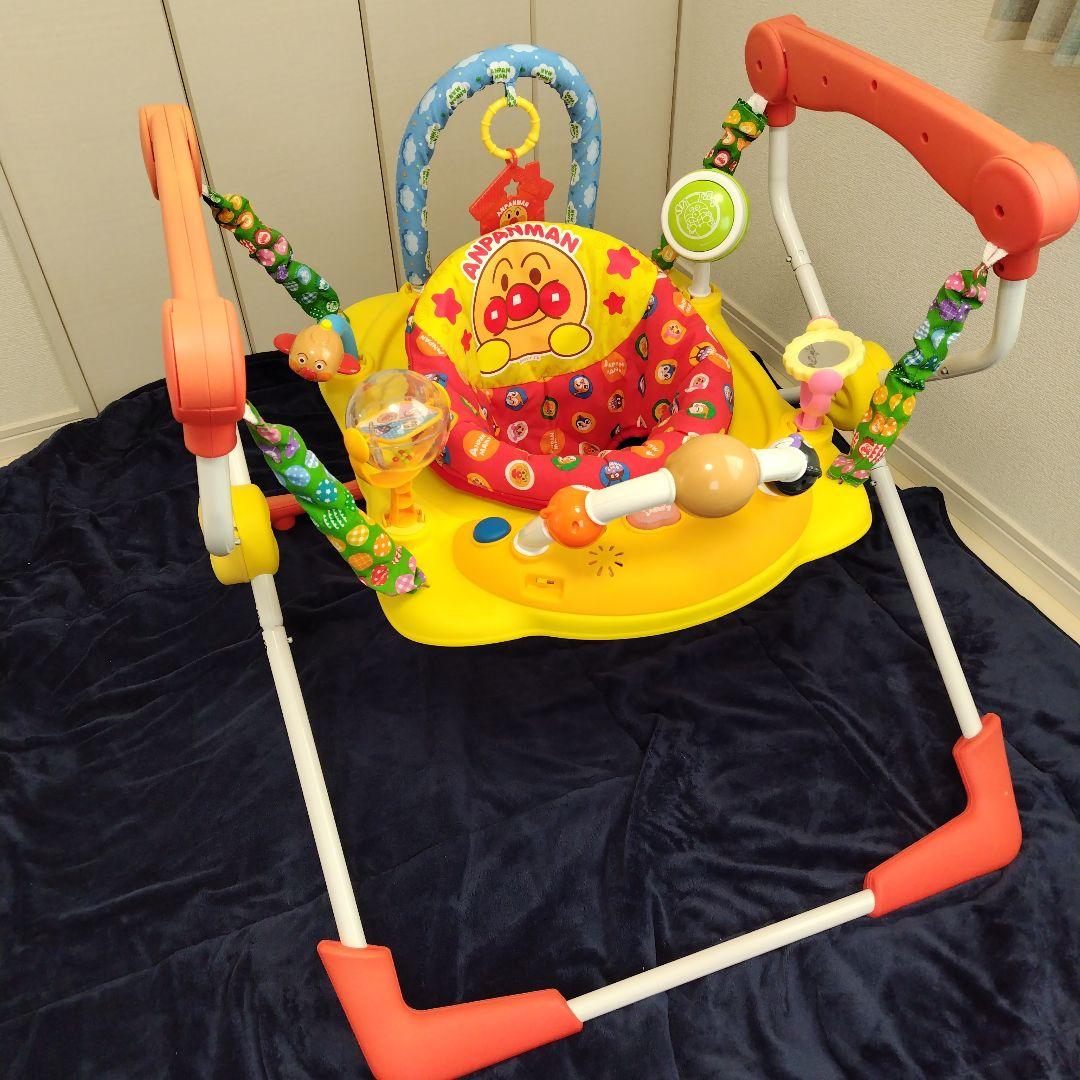 元気いっぱい！アンパンマンベビージャンパー