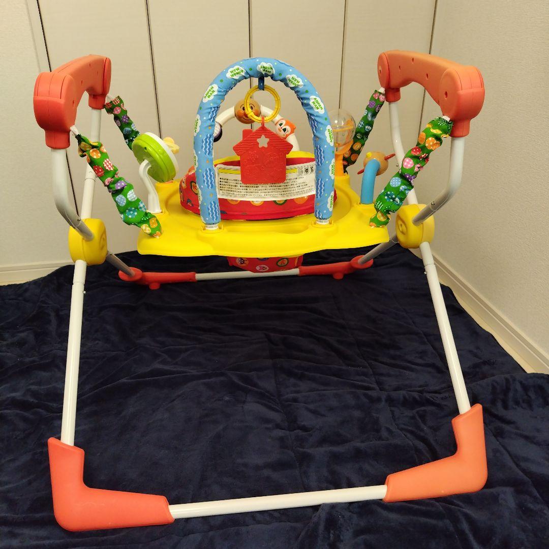 元気いっぱい！アンパンマンベビージャンパー