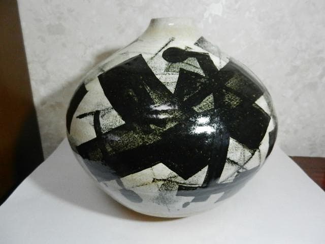 京焼　伝統工芸士「河島浩三」作　大型花瓶（高２７．５㌢、胴３０㌢、重５．８㌕）