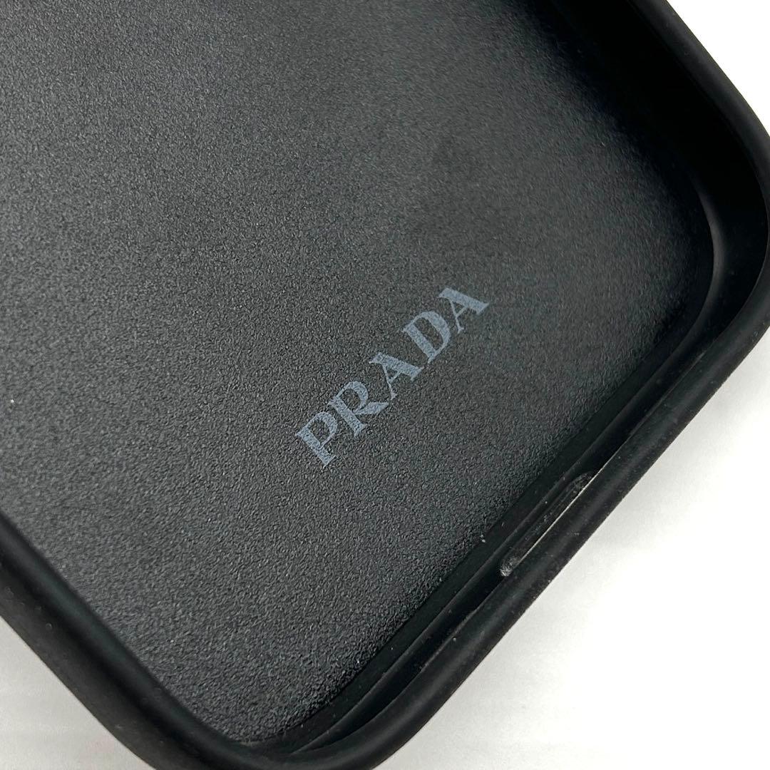 PRADA iPhone15pro ケース サフィアーノ 三角ロゴ グリーン