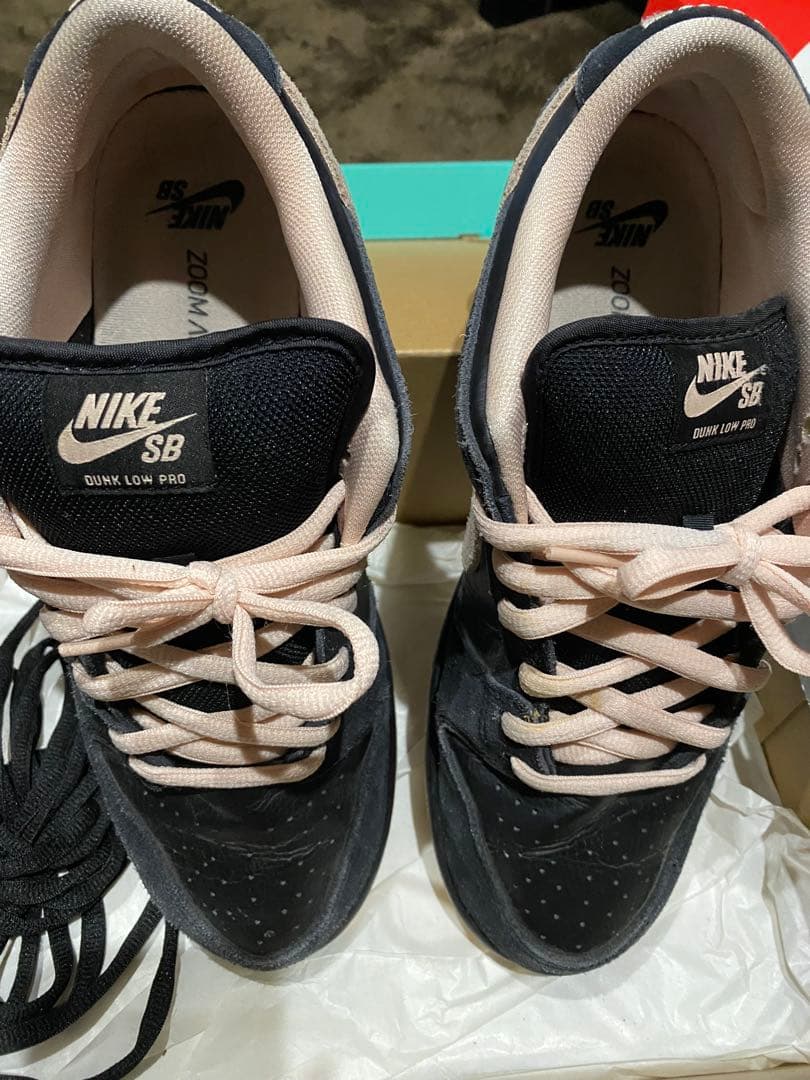 Nike Dunk Low ピンクデビル