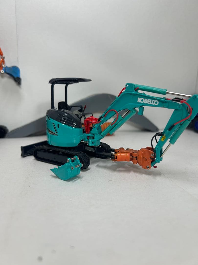 ミニカー KOBELCO sk28sr