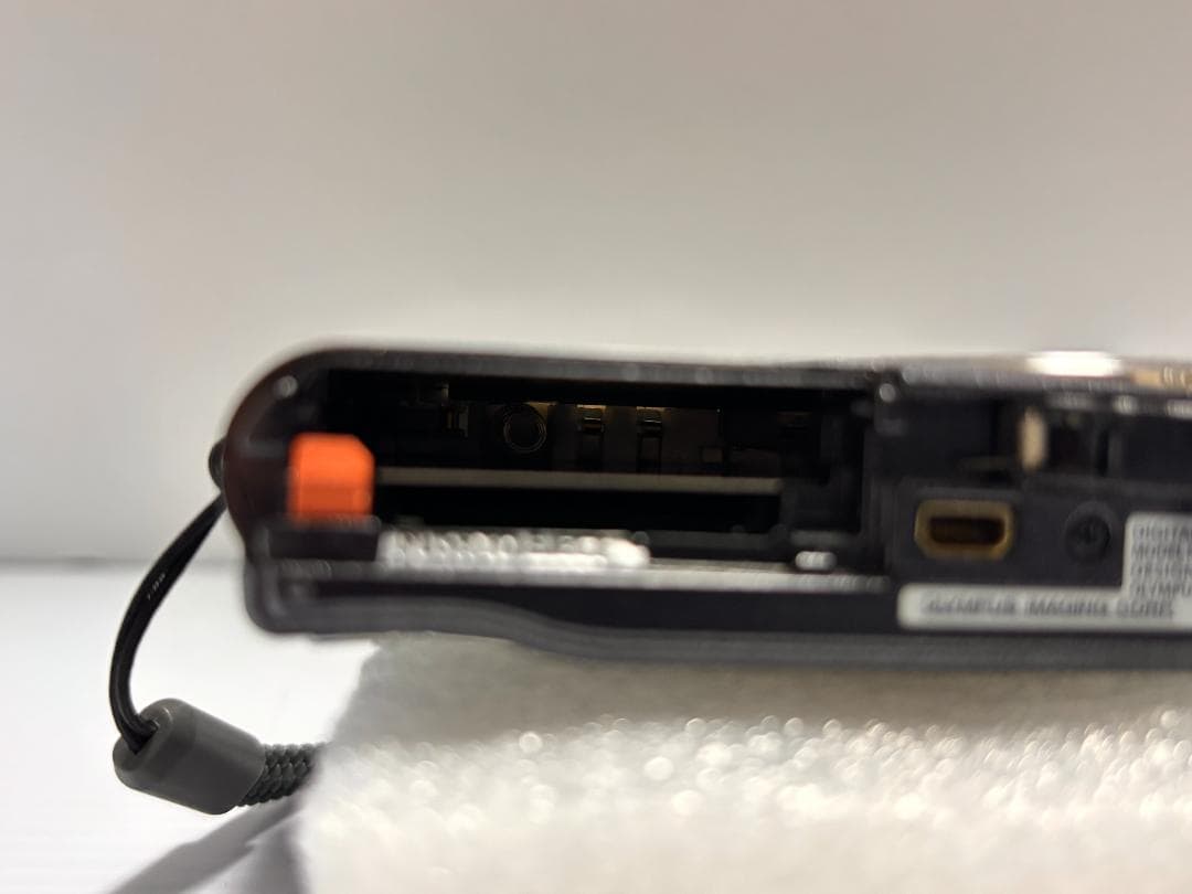 美品 Olympus fe-4050 12.0MP 4倍ズーム デジタルカメラ