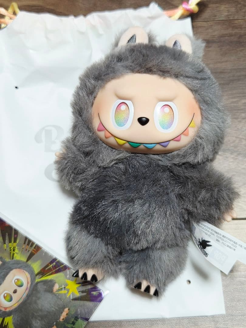 【正規品】POP MART Big into Energy ラブブ　シークレット