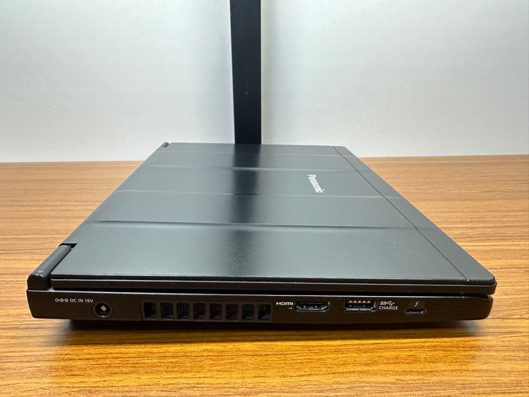 レッツノート CF-SV9 i7 10710U 16Gb 4G LTE