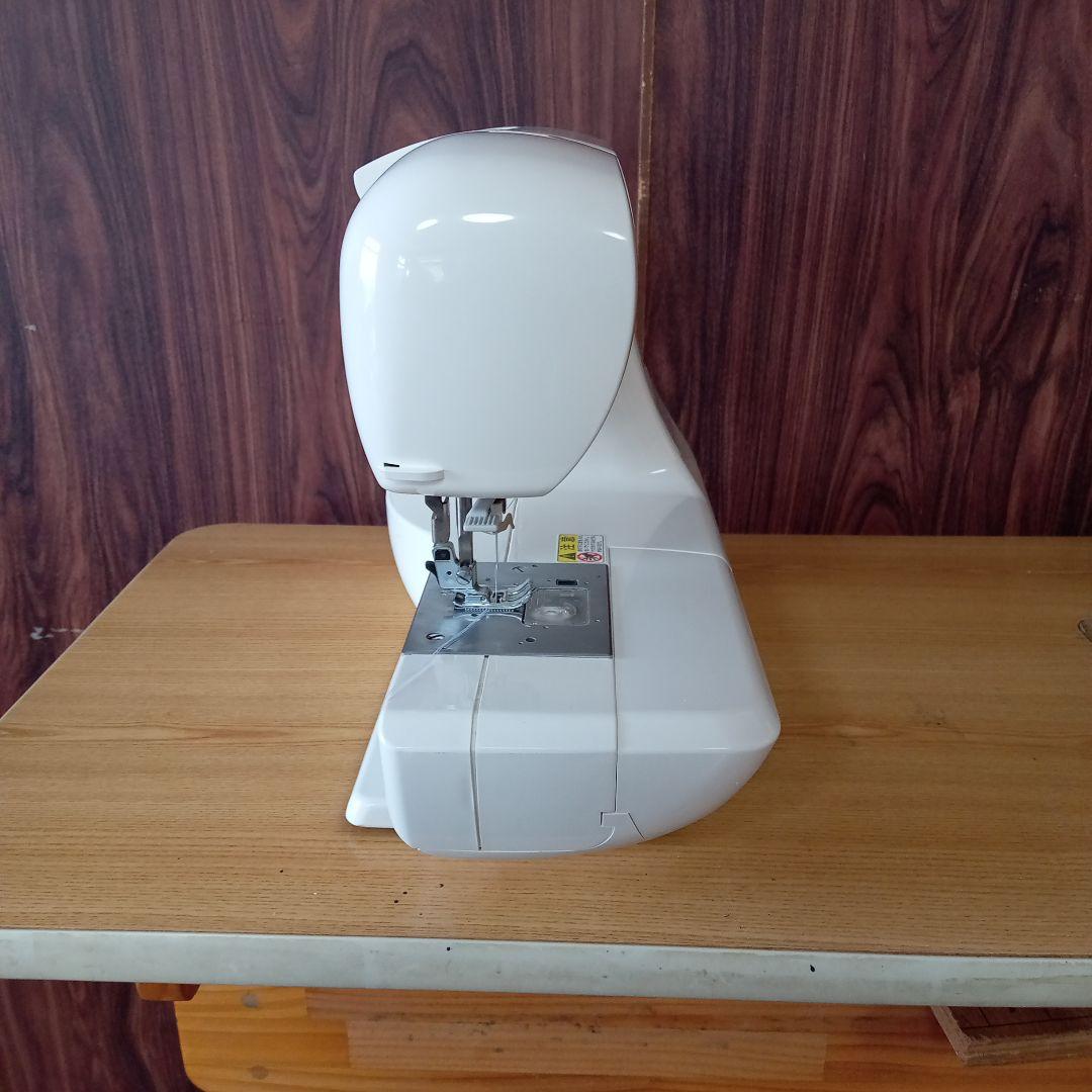 yuunaシンガーミシン本体　分解メンテナンス済み　美品　フット付き