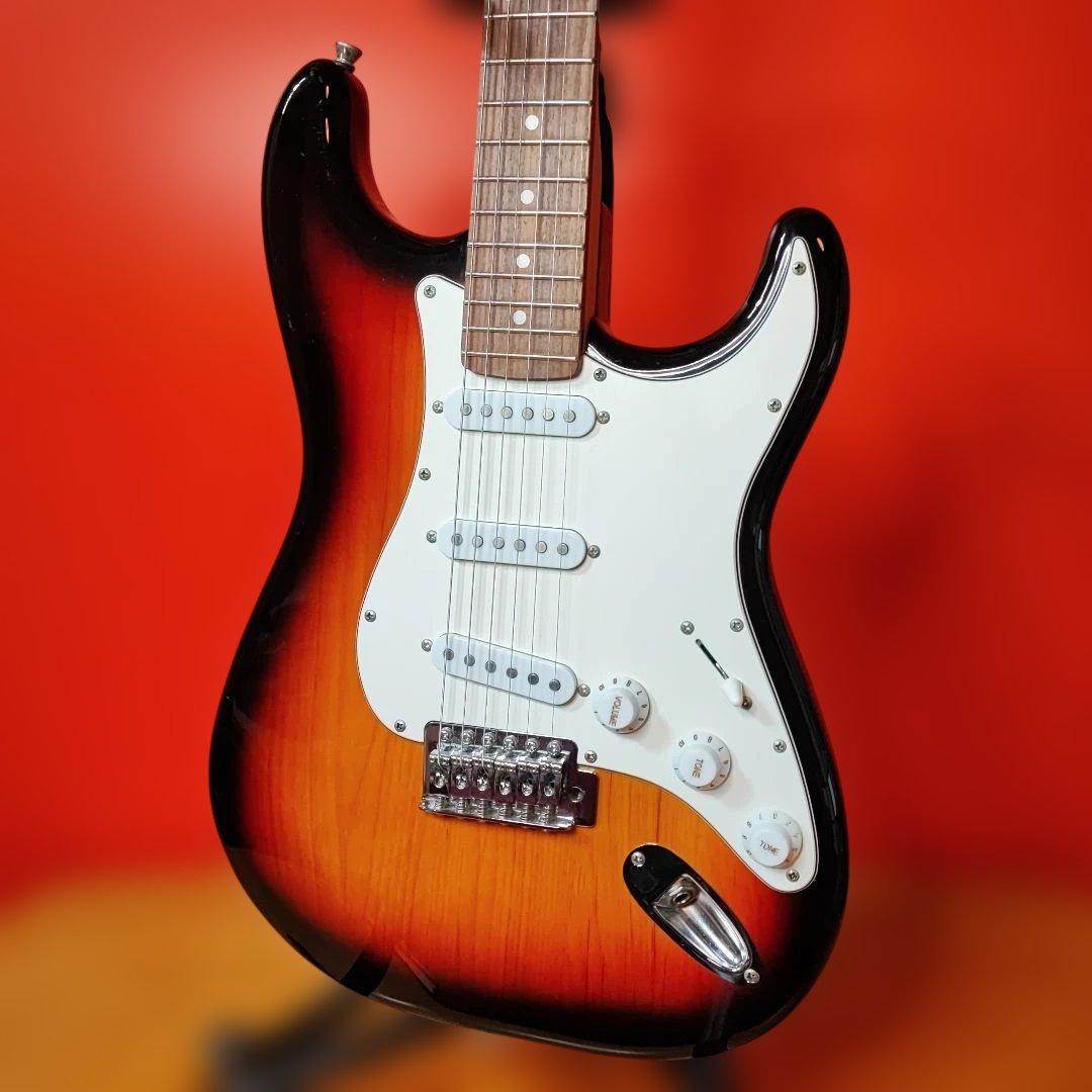 Bacchus　エレキギター　ケース付