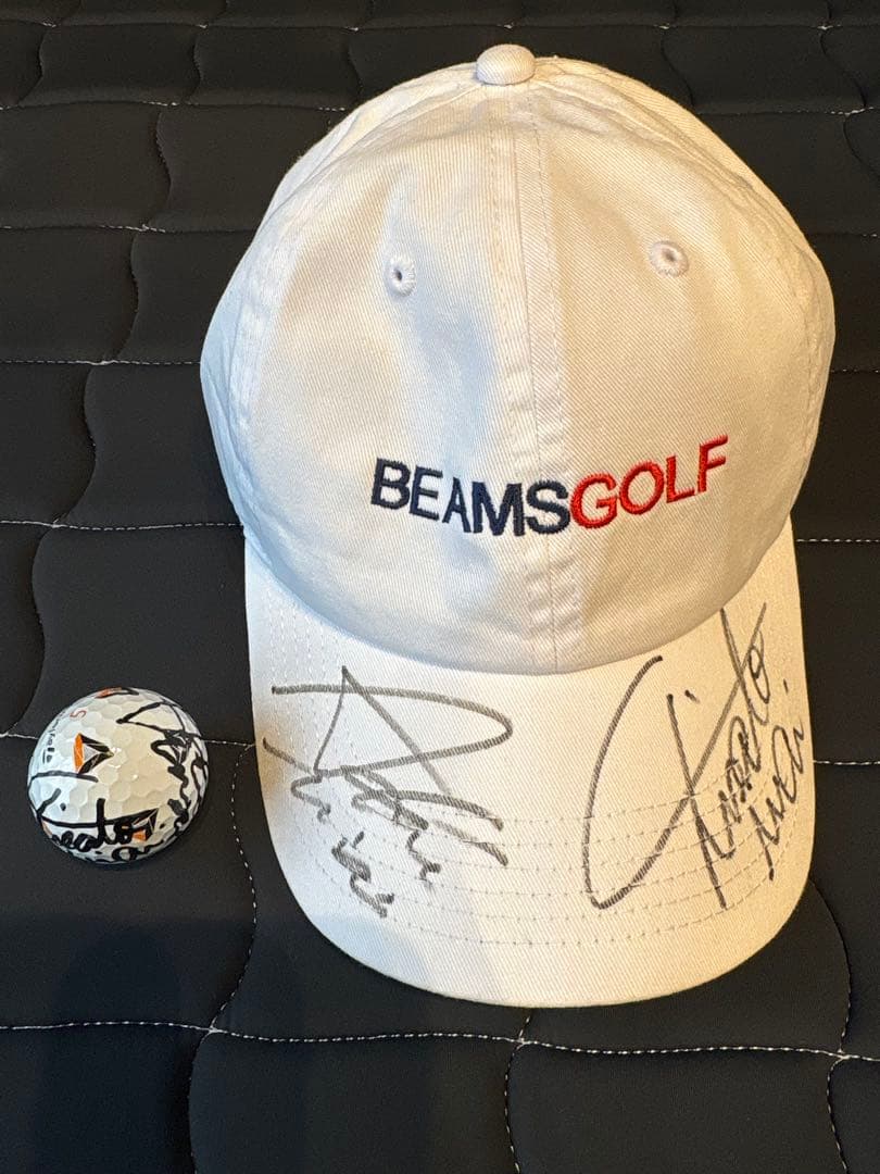 ゆうさん専用　［新品、未使用]岩井姉妹　サイン入りキャップ、ボール