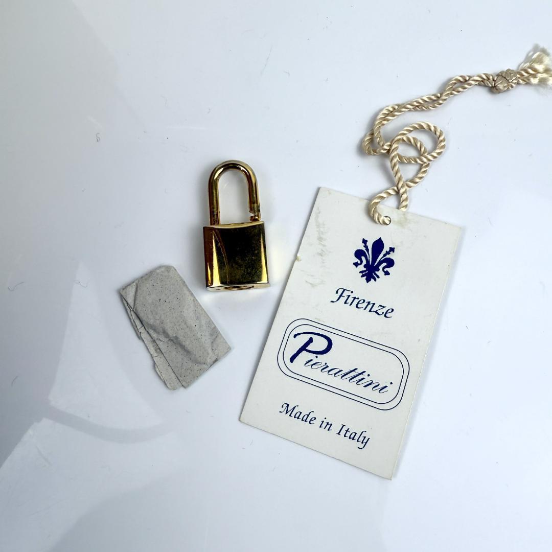 美品 本革 ハンドバッグ キャメル フラップ 嘉手納 鍵 ベルト レザー