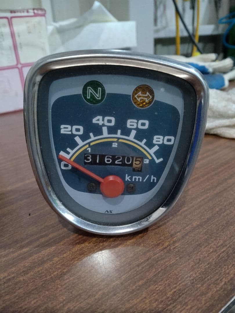 カブ　スピードメーター