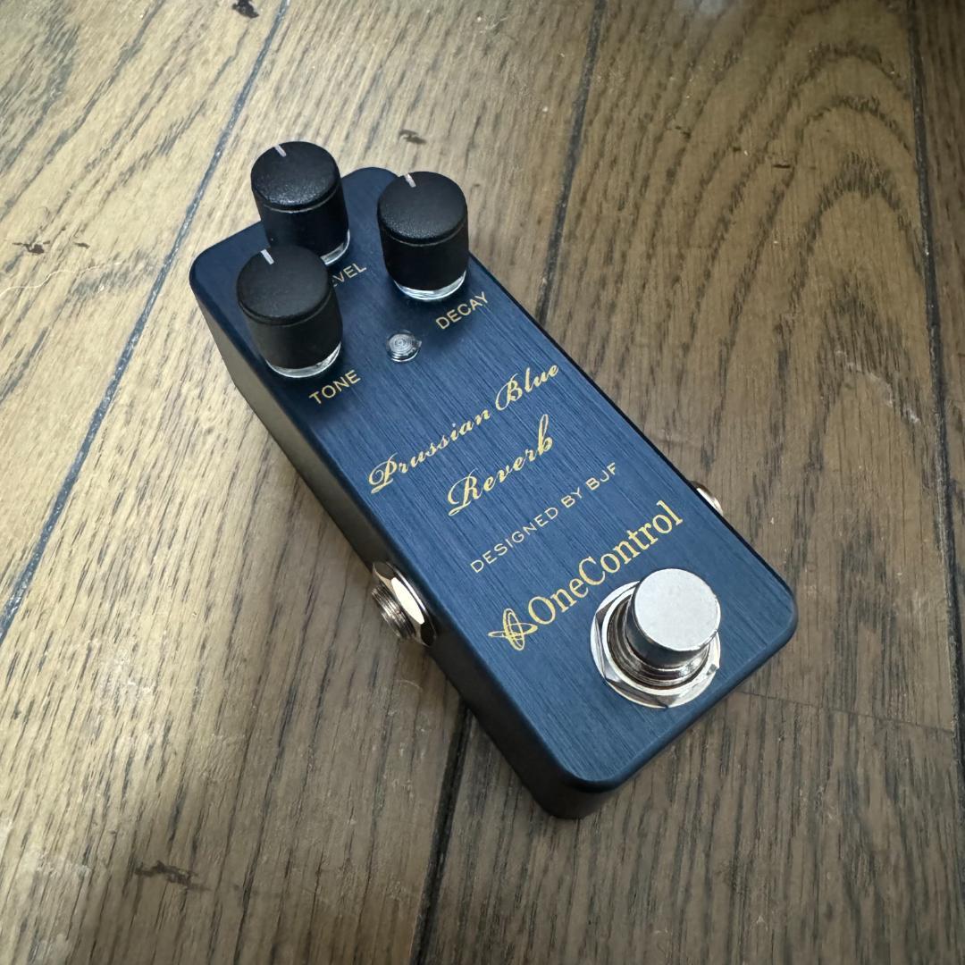 One Control Prussian Blue Reverb アダプター付き