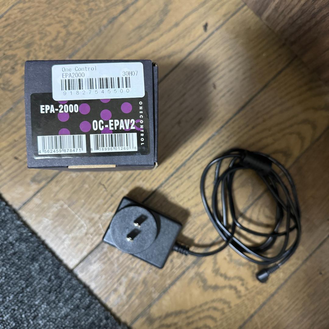 One Control Prussian Blue Reverb アダプター付き