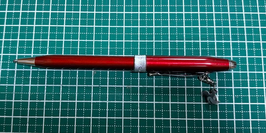 【匿名配送】CROSS 赤いボールペン ミッキーチャーム付き（箱無し）