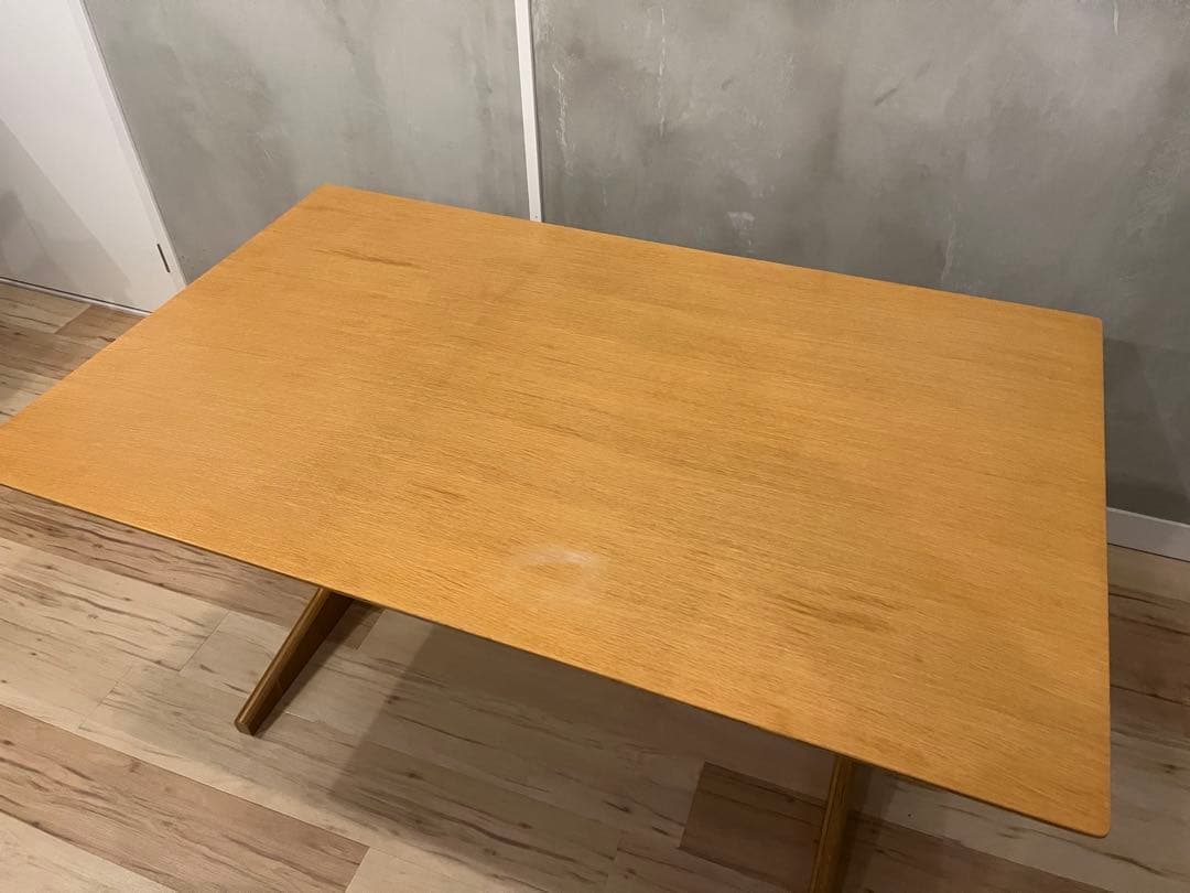 無印良品 リビングでもダイニングでもつかえるテーブル・４・オーク材