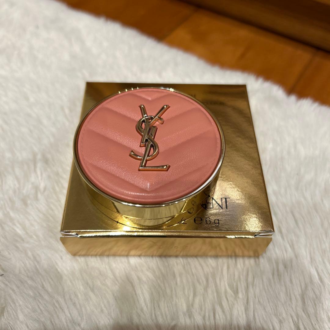 YSL ピンク チーク ゴールドパッケージ