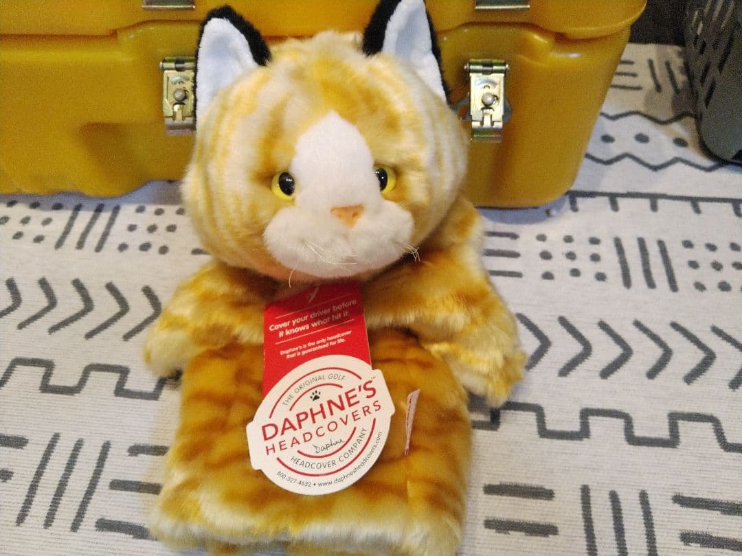 Daphne's 猫　ヘッドカバー　送料込み