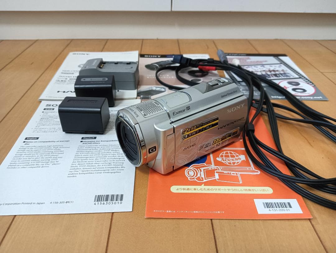 SONY　HDR-CX500　Handycam　ビデオカメラ　シルバー