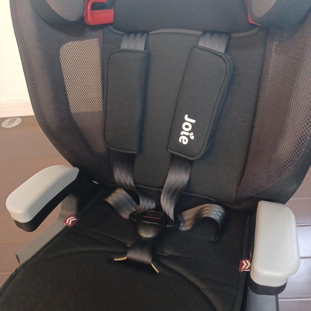 大人気☆　Joie Elevate チャイルドシート ジュニアシート　ブラック
