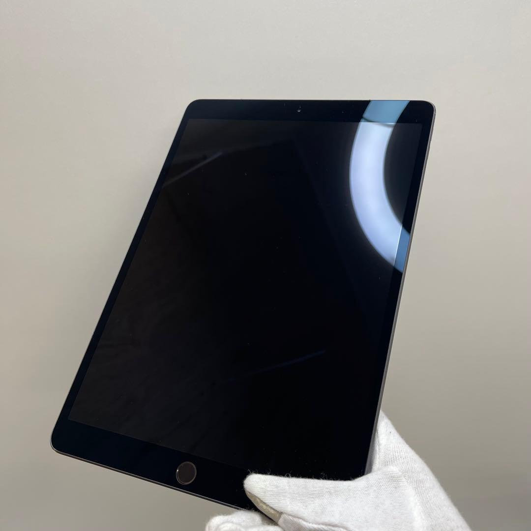 iPad Air 第3世代 64GB Wi-fi + Cellular 85％