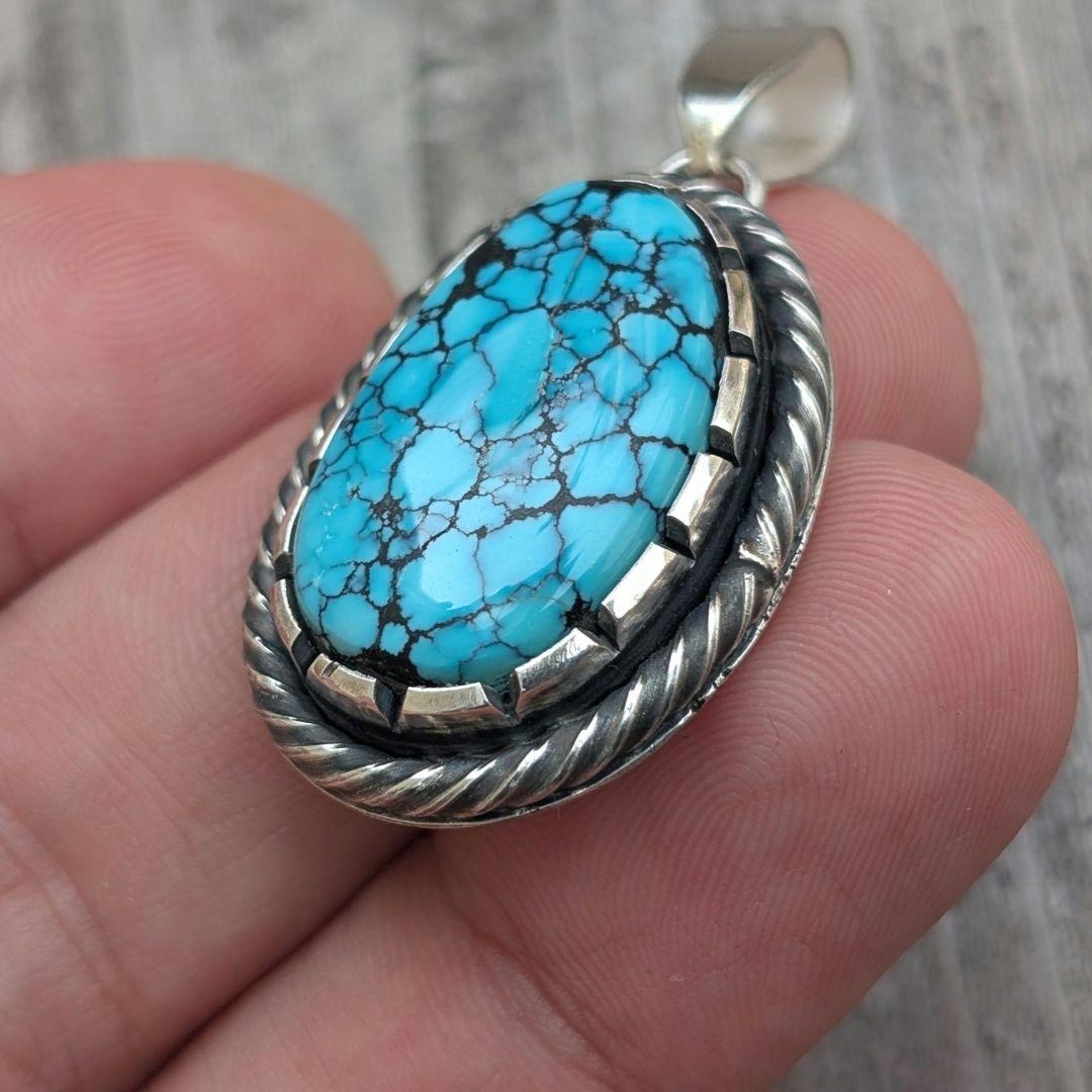 ハンドメイドのターコイズトップ　インディアンジュエリー風　オールハンドメイド！