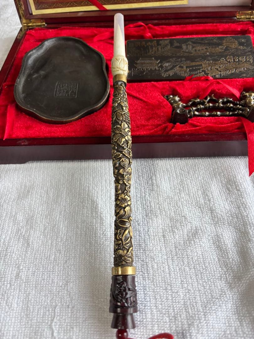 さくら専用出品です。 中国文房具セット　西湖文房銅硯　朱炳仁氏デザイン