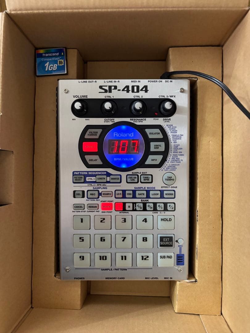 Roland SP-404 ポータブルパワーサンプラー