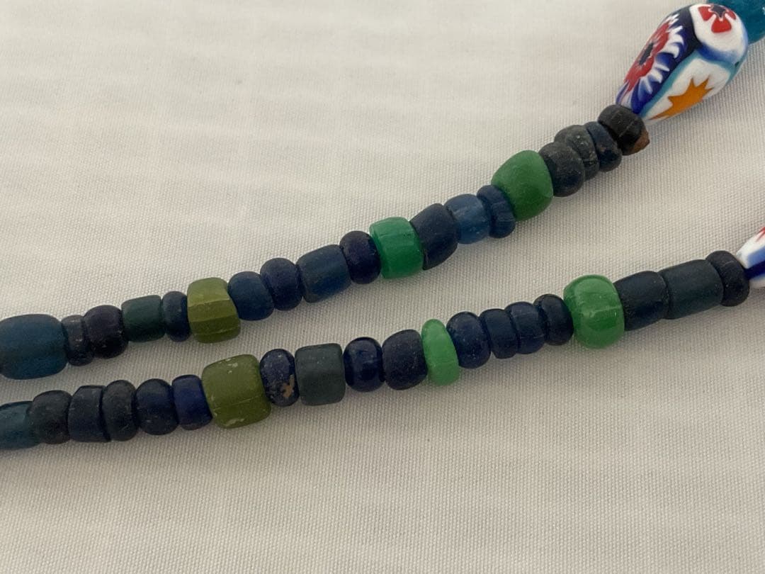 美しいオリジナル「マリ共和国千年ビーズとイタリア新トンボ玉」のネックレス