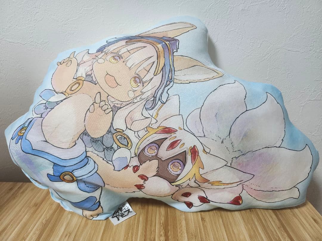 メイドインアビス ナナチファプタダイカットクッション