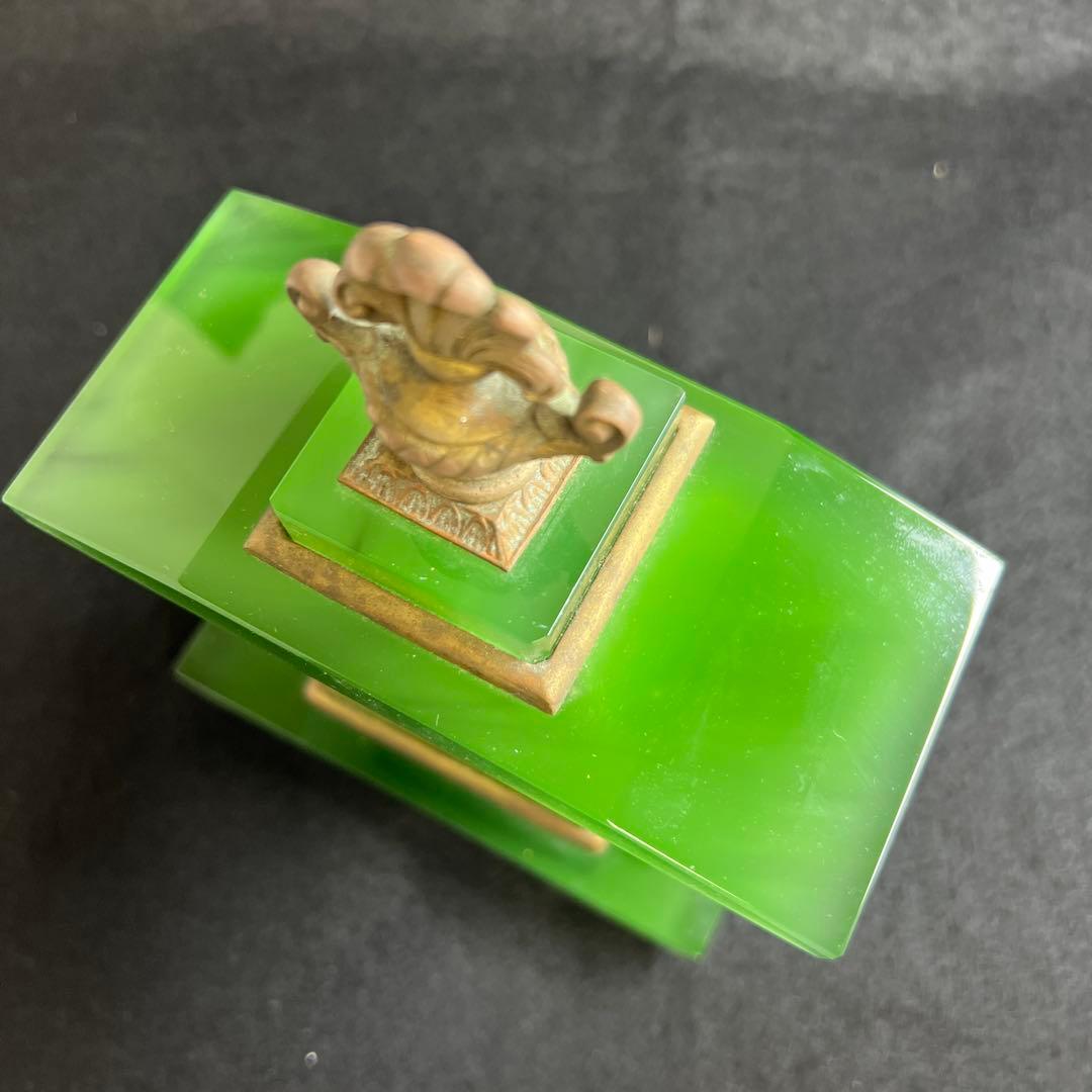 精工舎　ガラス宮型置時計　稼動品　高約22㎝/1708g 東Y8-0122☆2F