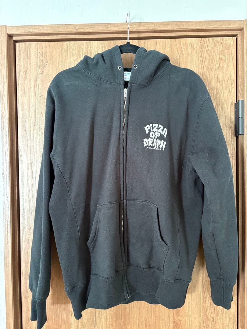 PIZZA OF DEATH ブラック　フルジップパーカー