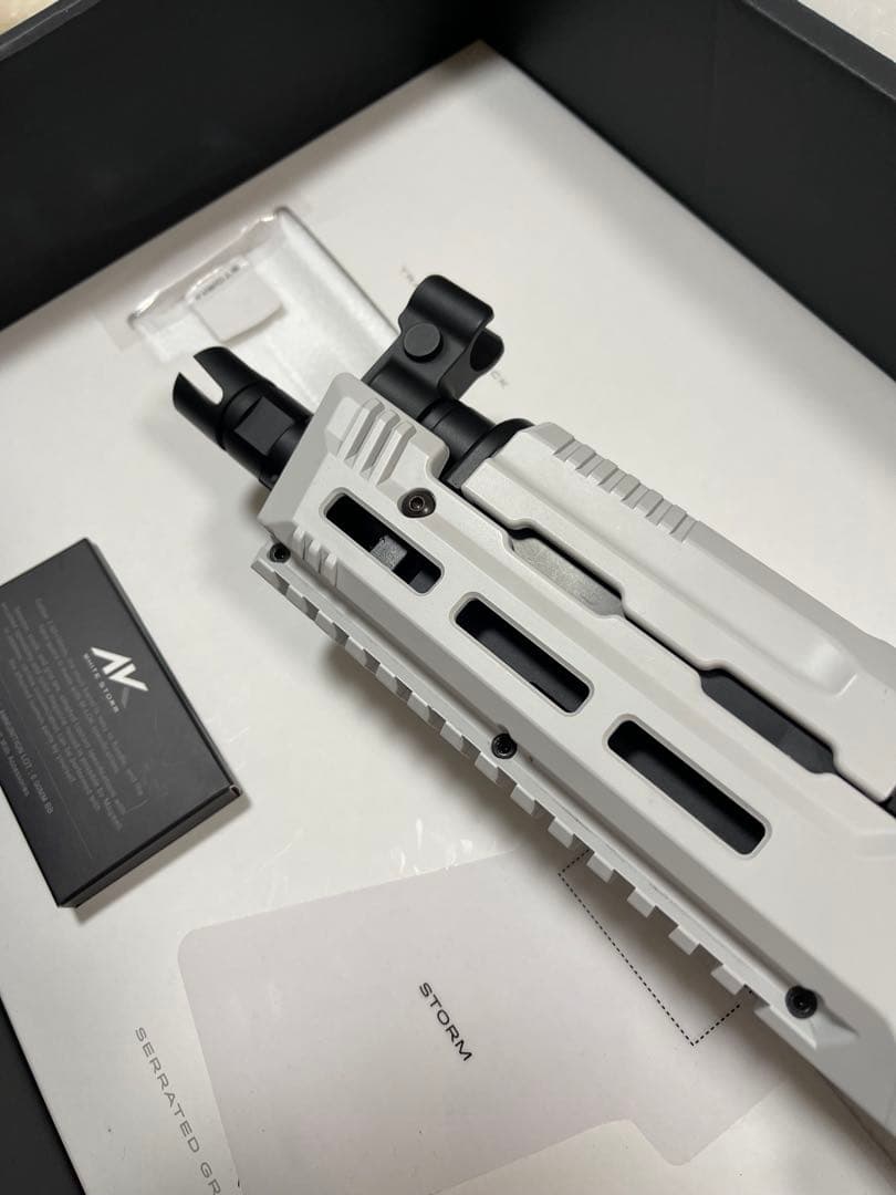 【美品】東京マルイ　次世代電動ガン AK ホワイトストーム