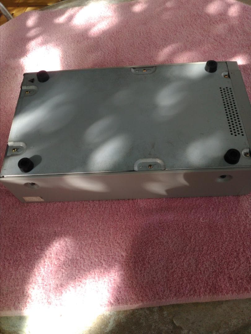 ソニーDVCAM　DSR-45中古動作品難ありの出品です❣