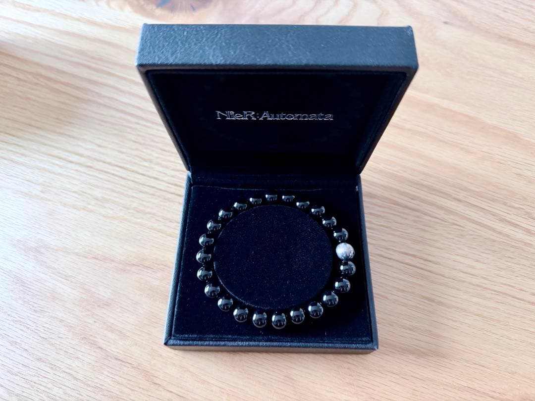 ニーアオートマタ オニキスブレスレット エミール