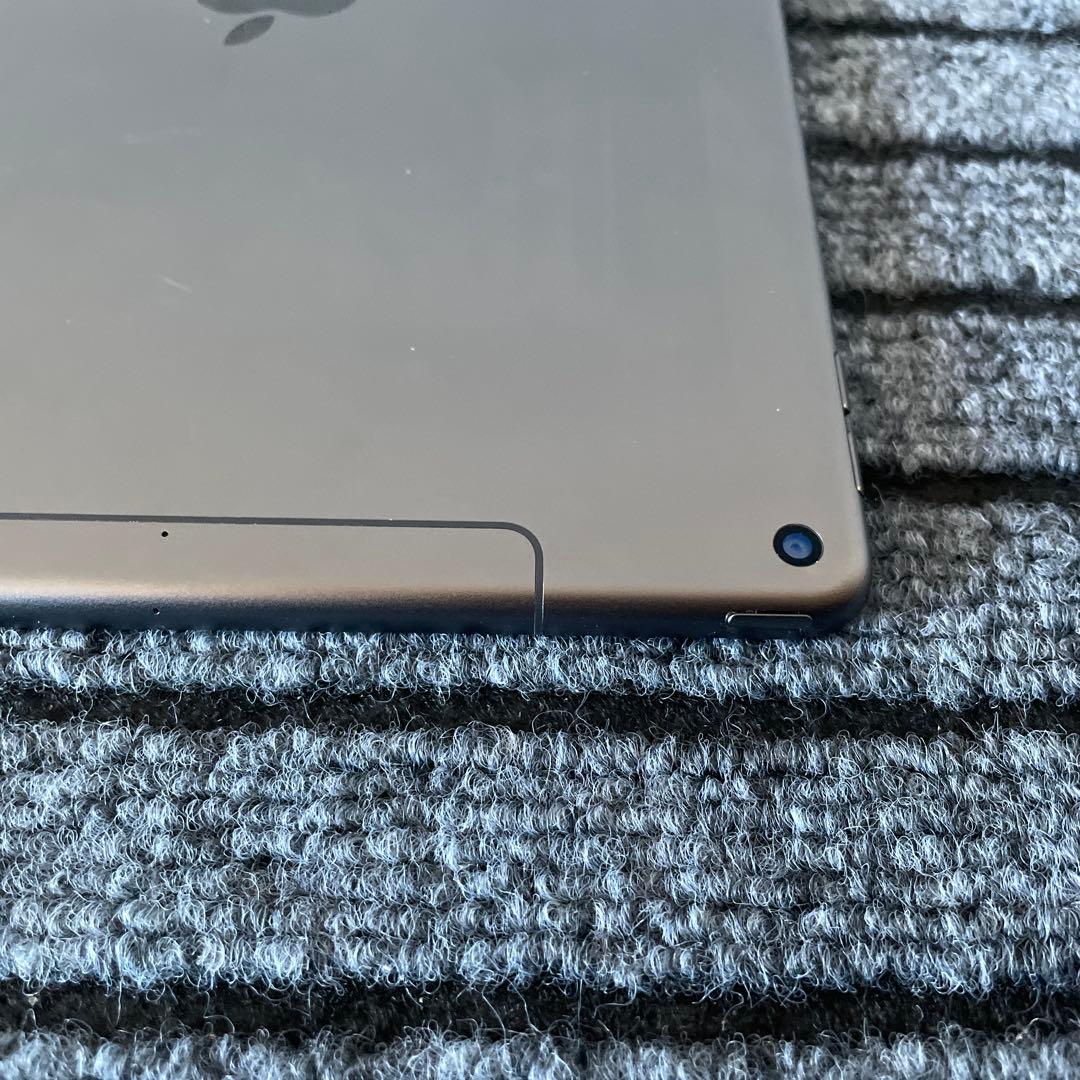 38【早い者勝ち】 iPad Air3 3世代 64GB SIMフリー