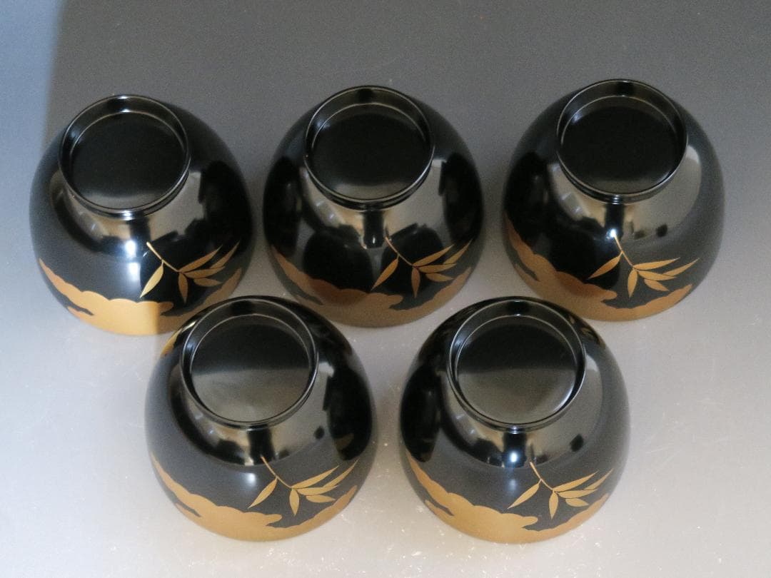 【輪島塗】雲松竹梅蒔絵 吸物椀 黒塗 五客揃 布着請負 天然木 共箱 美術漆器
