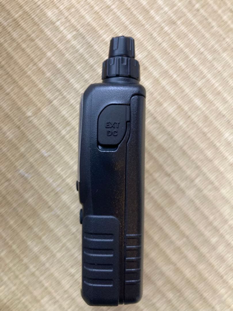 STANDARD VX-2 VHF/UHF トランシーバー
