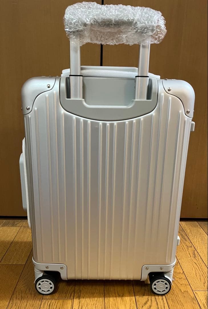 Mercedes-Benz アルミニウムキャリーケース32L