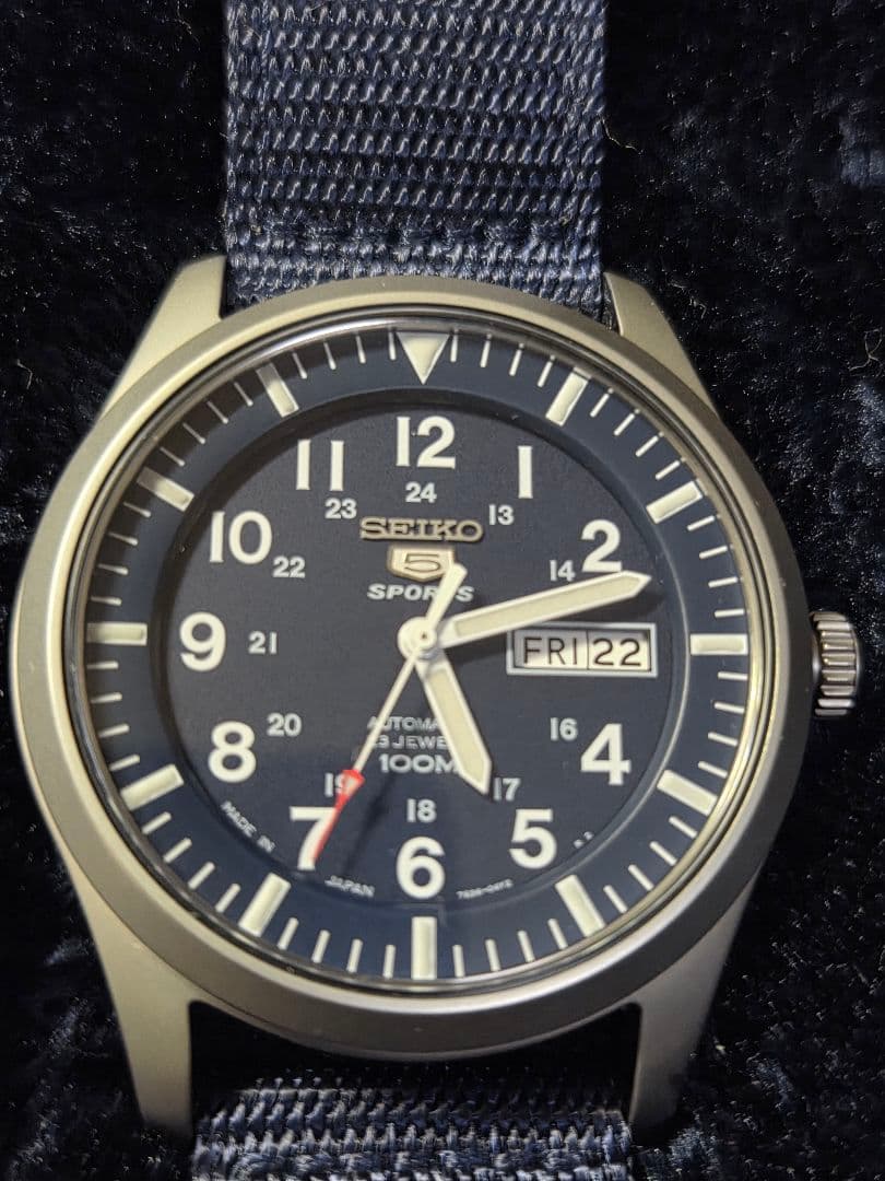 チ*パ様 SEIKO 5 ミリタリー ネイビー 迷彩柄NATOベルト付