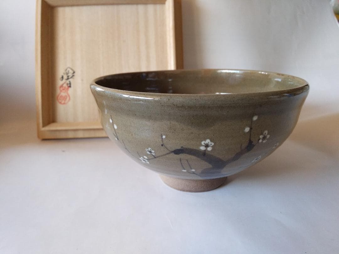 虫明焼 曙窯 色絵 白梅 茶碗 共箱 共布 栞 茶道具 抹茶碗 新品 未使用品